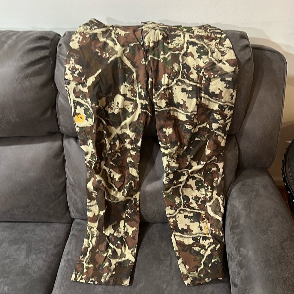 First Lite Men’s Corrugate Pants. Large. Like New. No peeling. Suspenders.